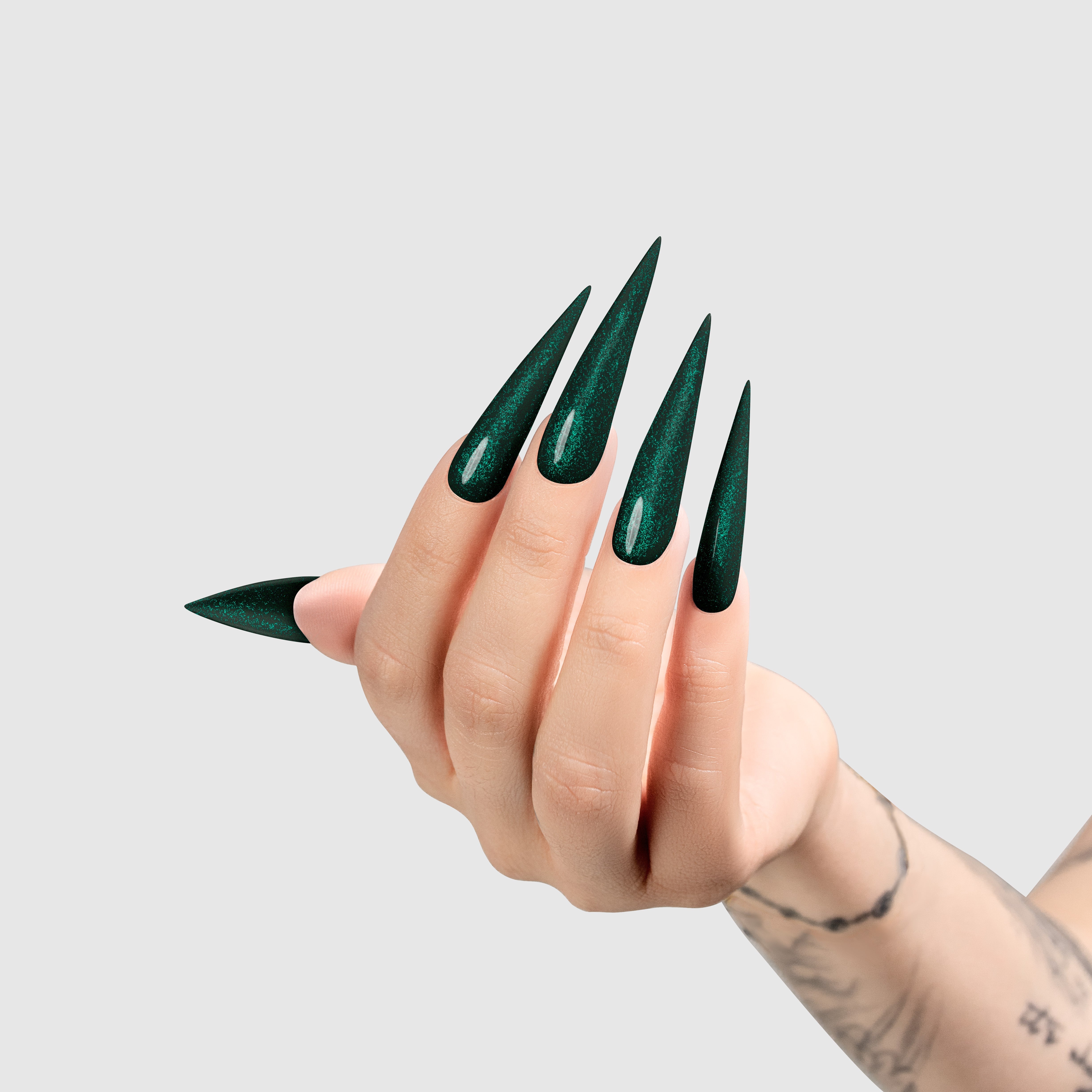 CHAUN LEGEND Gel - Got Funds? LG5235 - Light Hand Swatch