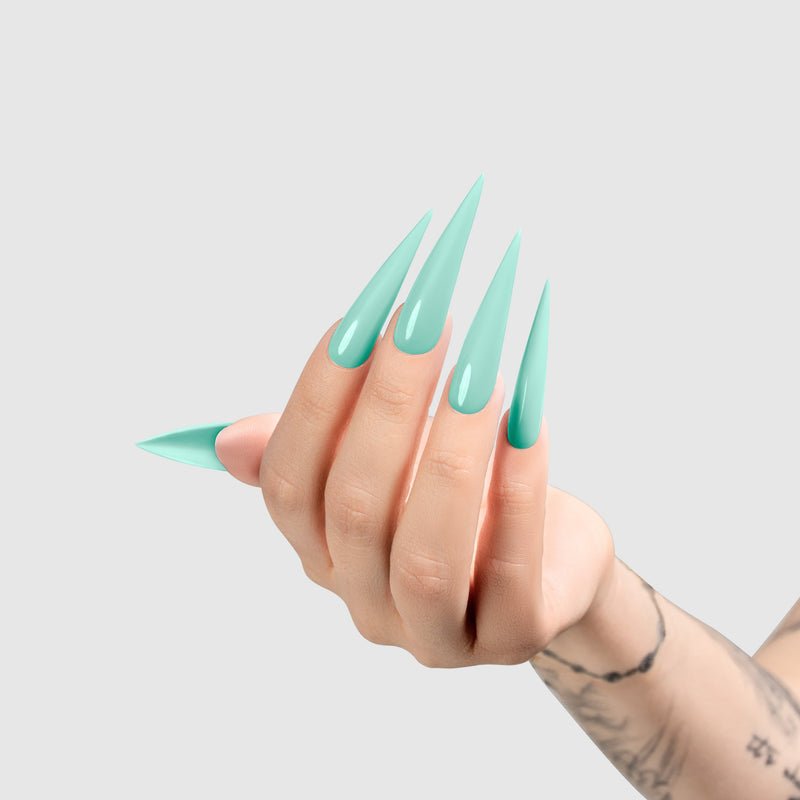 CHAUN LEGEND Gel - Teal Me Softly LG5137 - Light Hand Swatch