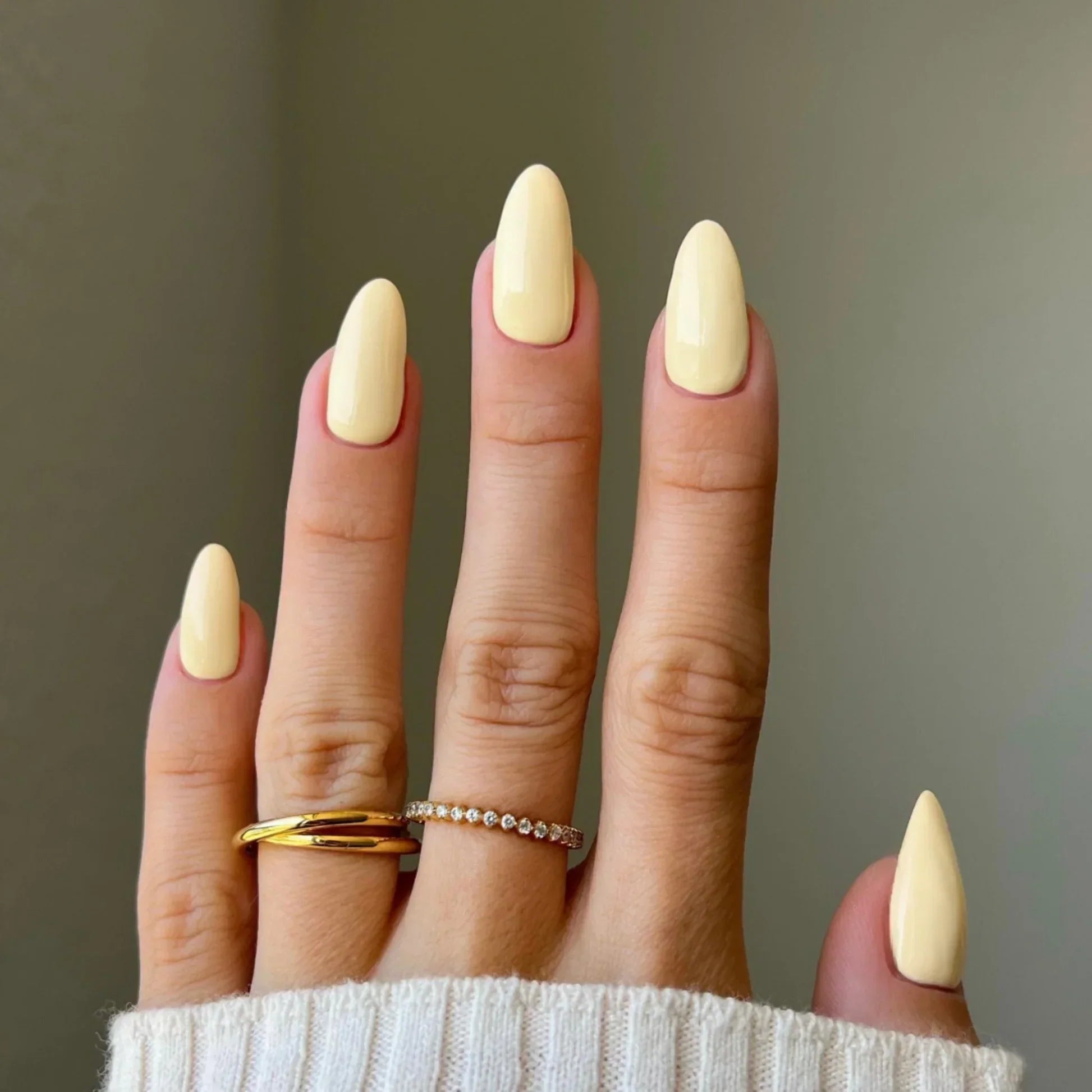 DND Diva Powder - 085 Banana Cream