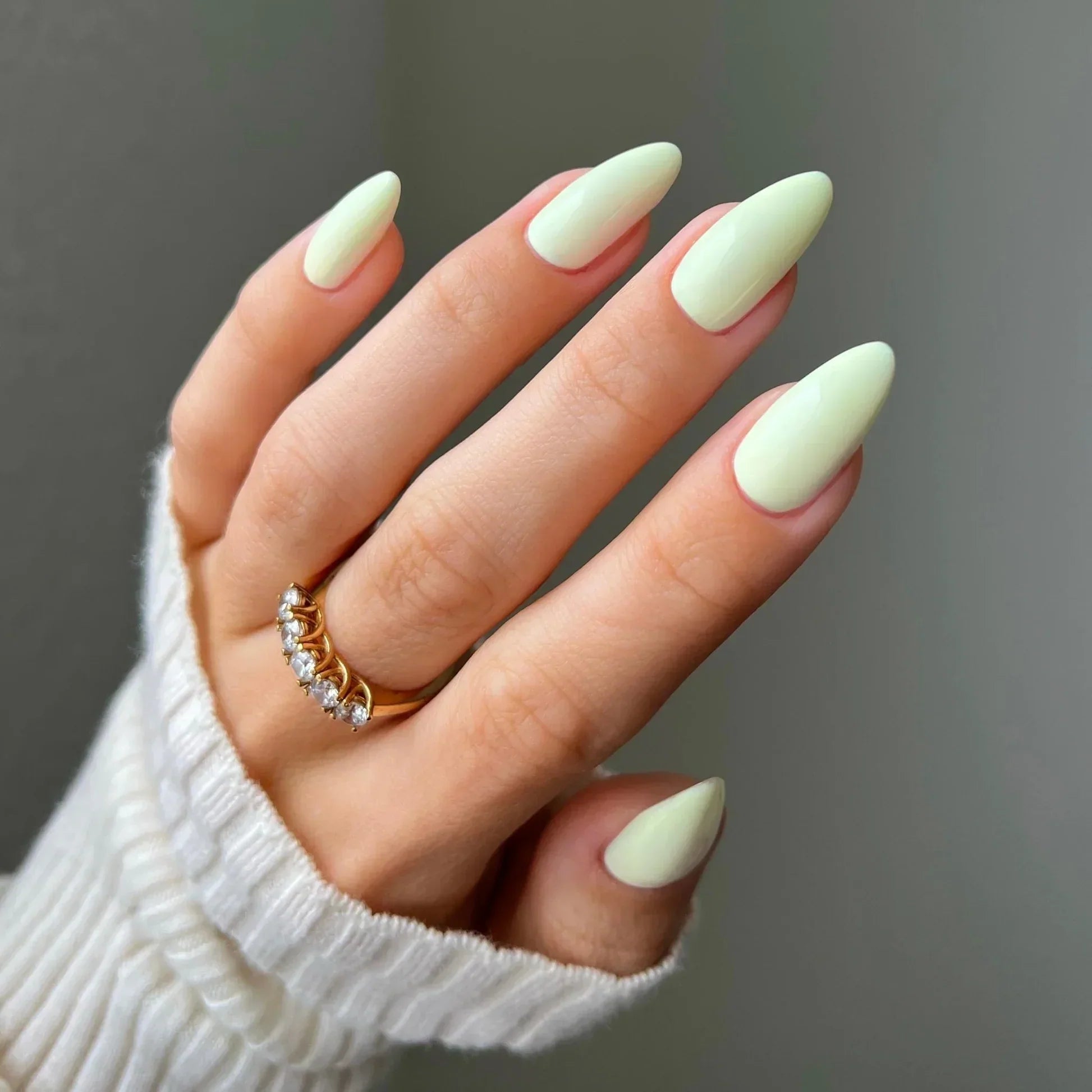 DND Diva Powder - 105 Pastel Pear