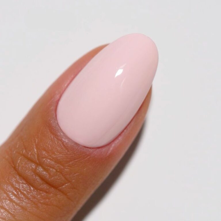 DND Diva Powder - 115 Pale Brush