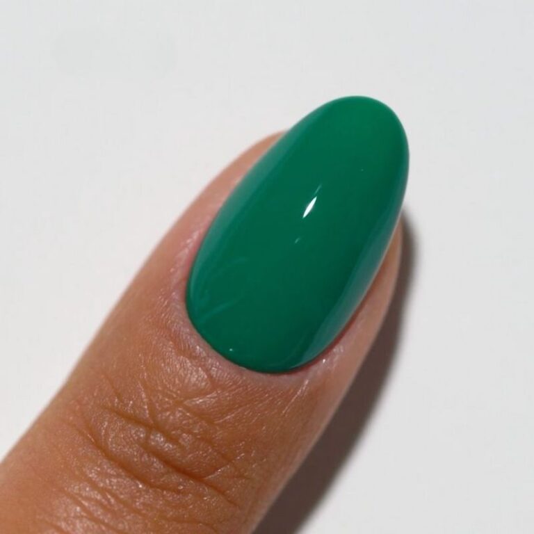 DND Diva Powder - 243 Imperial Jade