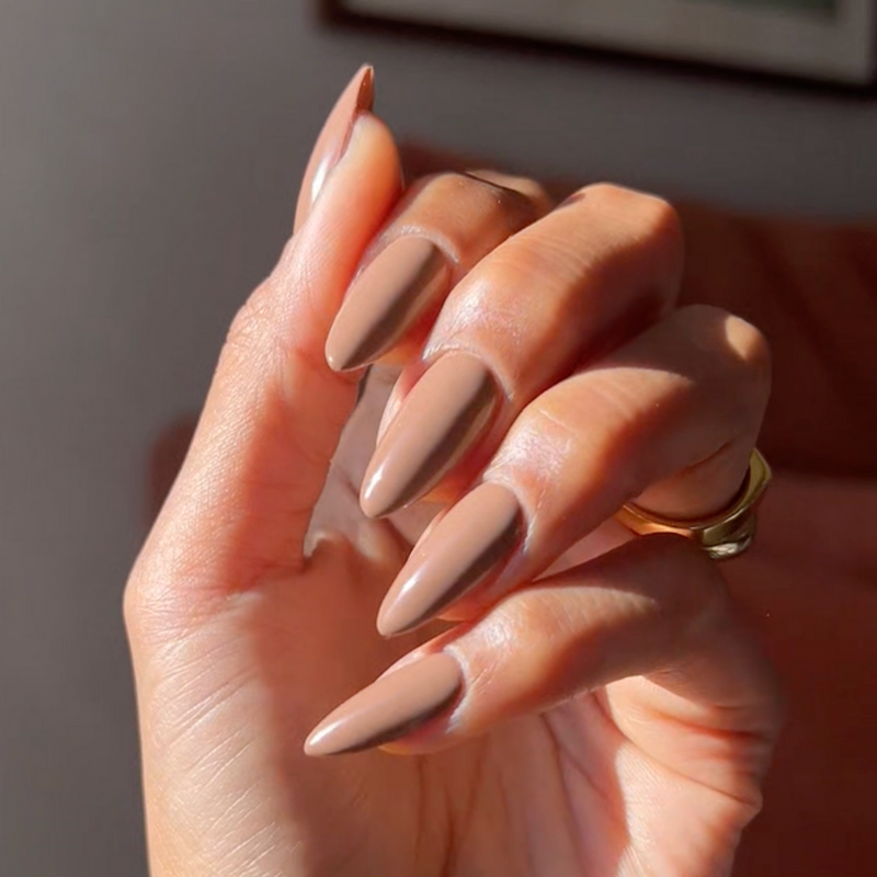 DND Diva Powder - 267 Almond Toffee