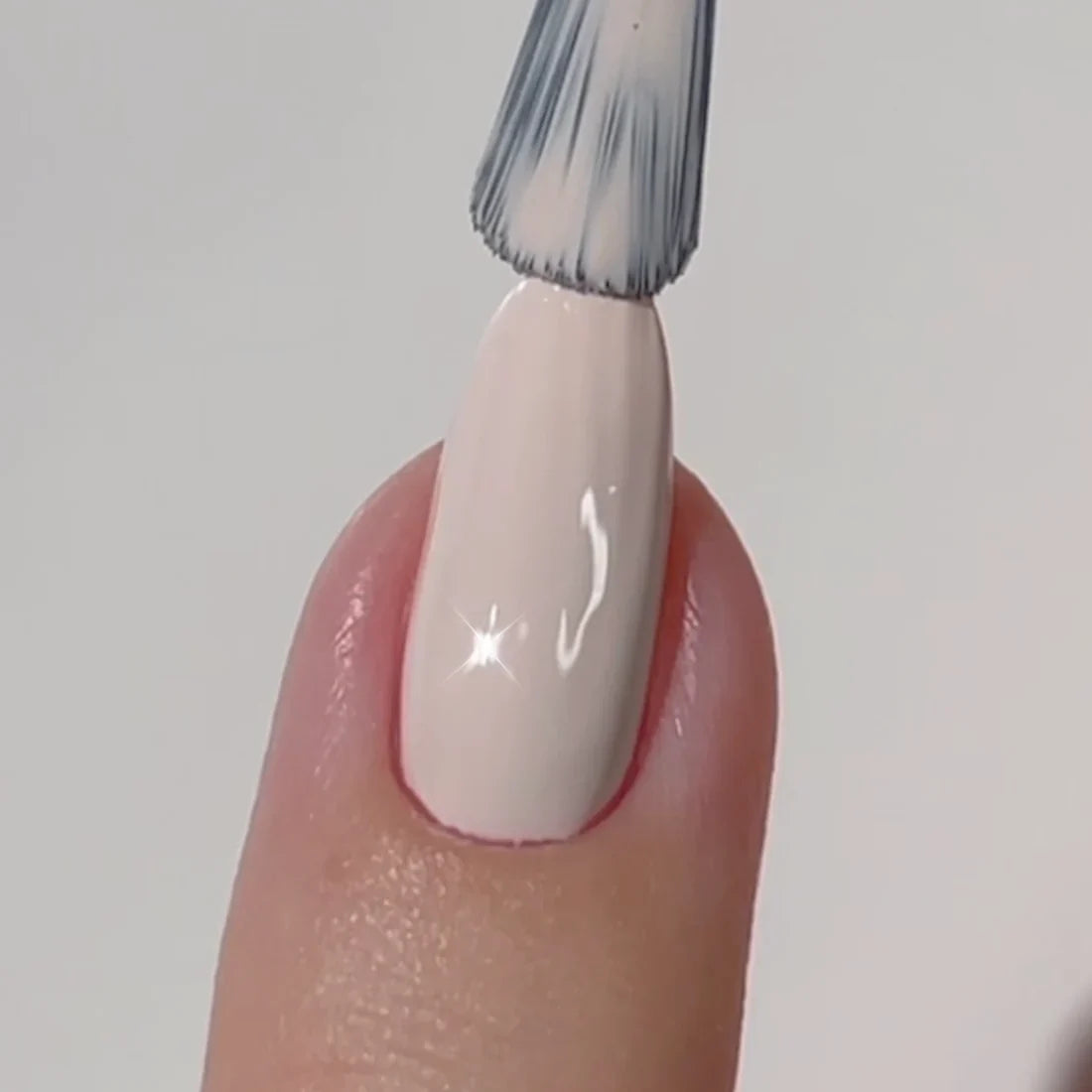 Diva duo - 043 vanilla creme - duo polish