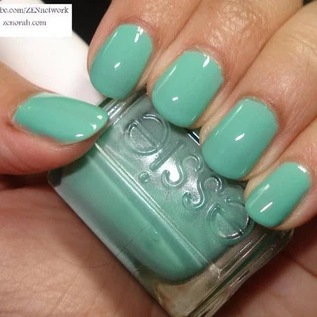Essie nail polish turquoise & caicos 720 - nail polish