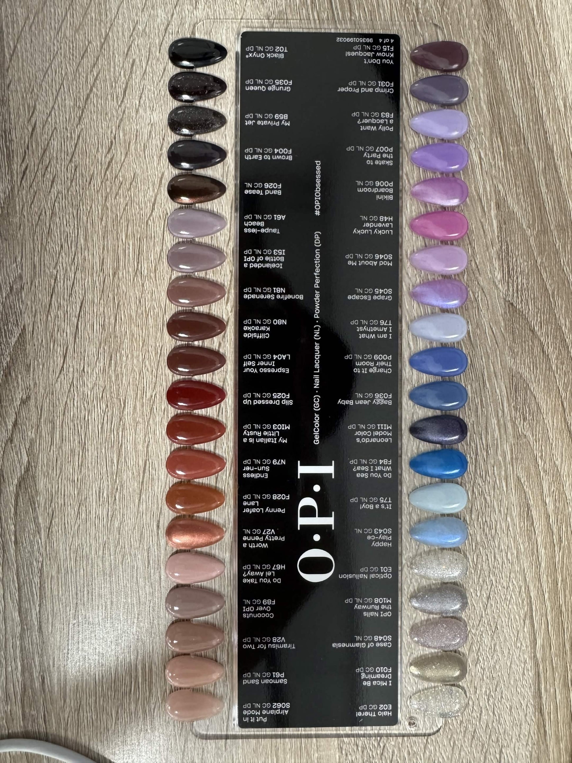 Opi chart 160 colors - black (4 pieces) - color chart