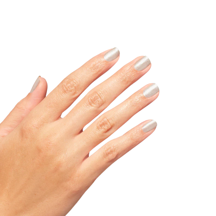 Opi powder perfection - opi’m dreaming spring 2025 - hands